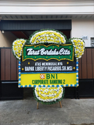 Papan Bunga Duka di Tambang Ayam