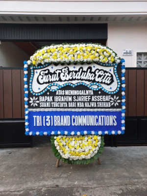 Papan Bunga Duka di Tambang Ayam